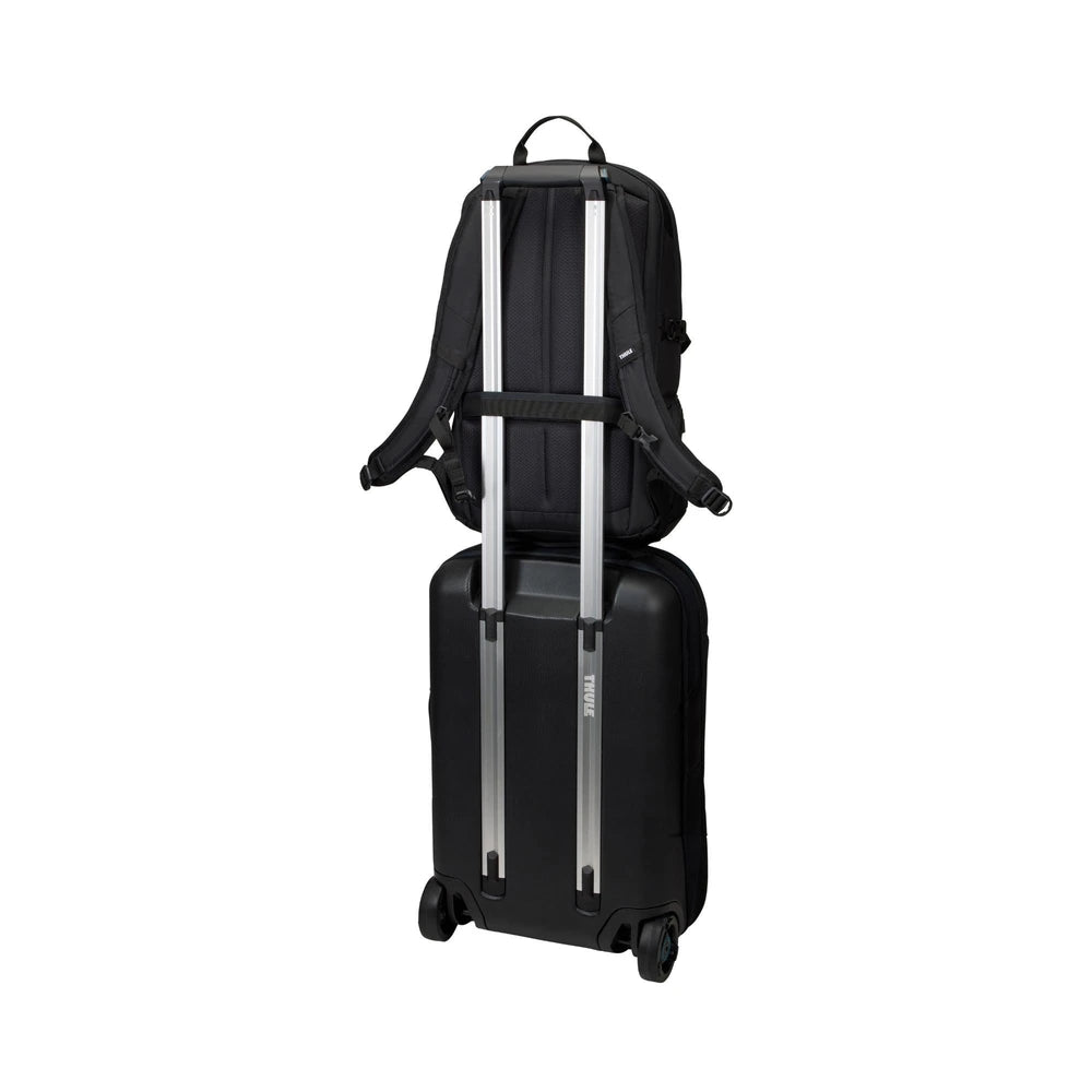 Mochila Thule Enroute para MacBooks de 16 - Negro