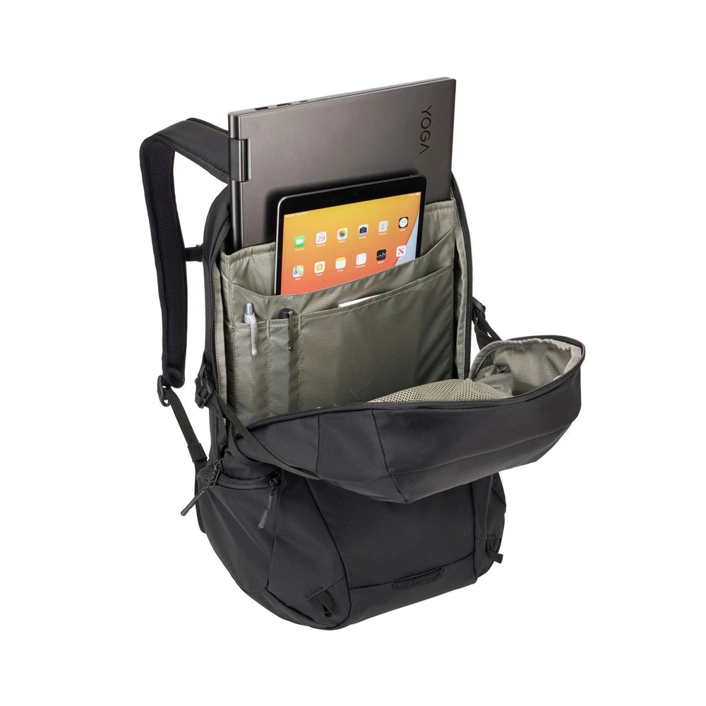 Mochila Thule Enroute para MacBooks de 16 - Negro