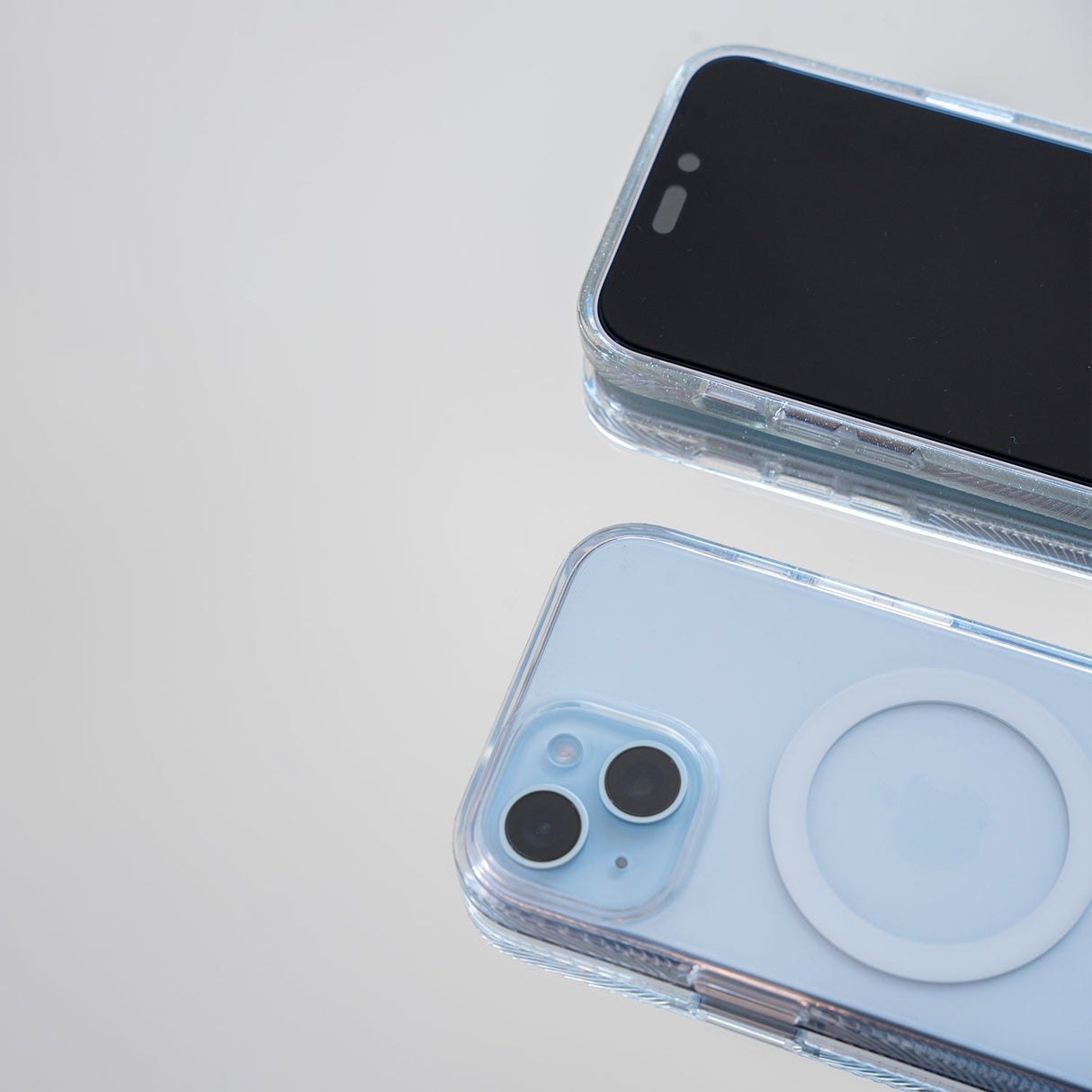 SafeCase Force NCO con MagSafe para iPhone 15 Series