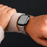 Correa_de_acero_inoxidable_NCO_Apple_Watch_ClassicLoop_Imagen_posicion_9_iShop_El_Salvador