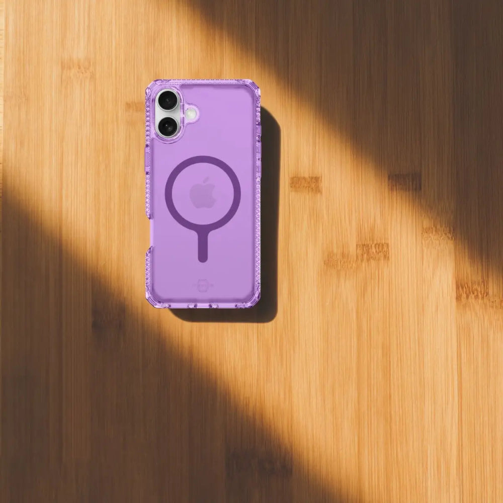 ItSkins Hybrid R Vapor con MagSafe para iPhone 16 - Purpura Claro