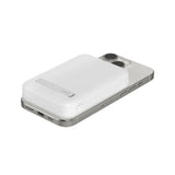 Bateria_Magnetica_Inalambrica_Belkin_Qi2_15W_8000_mAh_Soporte_Blanco_Imagen_posicion_5_iShop_El_Salvador