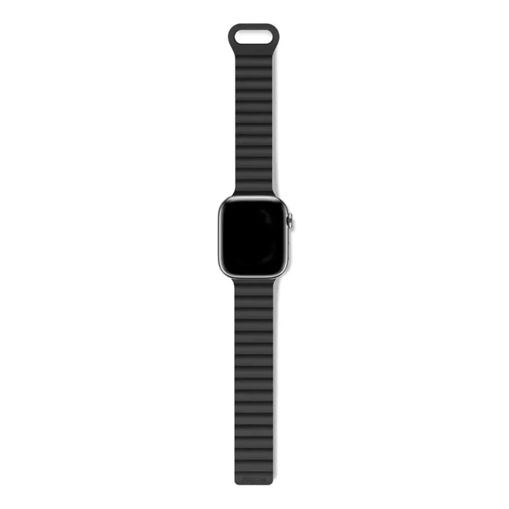 Correa_DECODED_Traccion_Magnetica_para_Apple_Watch_42_44_45_49mm_Gris_Imagen_posicion_2_iShop_El_Salvador