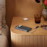 Case Beats para iPhone 17 Pro con soporte MagSafe y Control de Cámara - Gris Granito